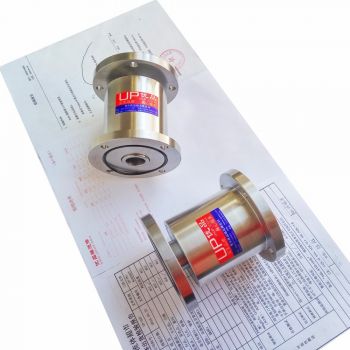 SR020实心轴法兰式四水咀磁液体密封装置